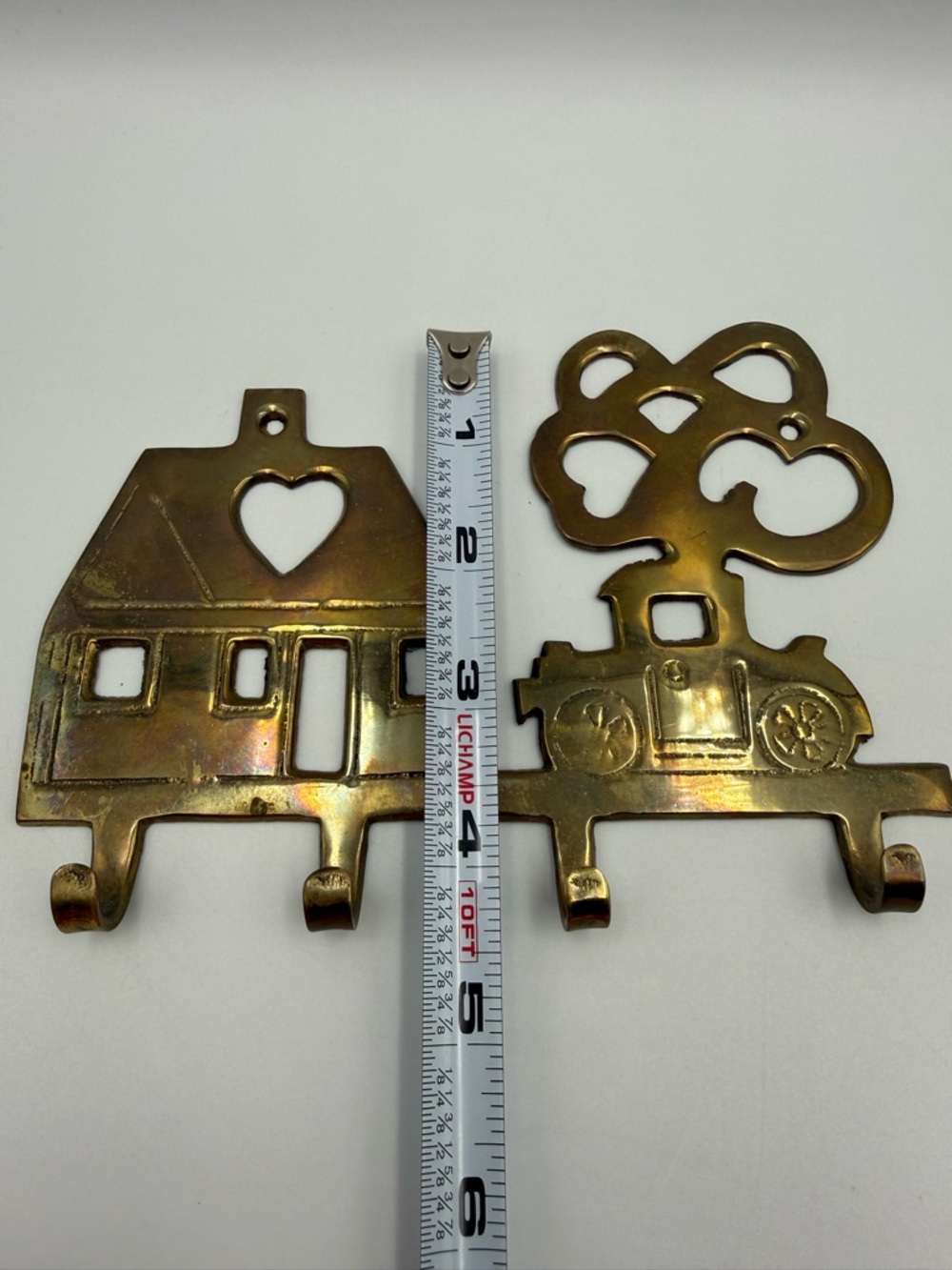 VINTAGE SOLID BRASS KEY HOLDER  4 KEY HOOKs  House Tree Car - Picture 6 of 11